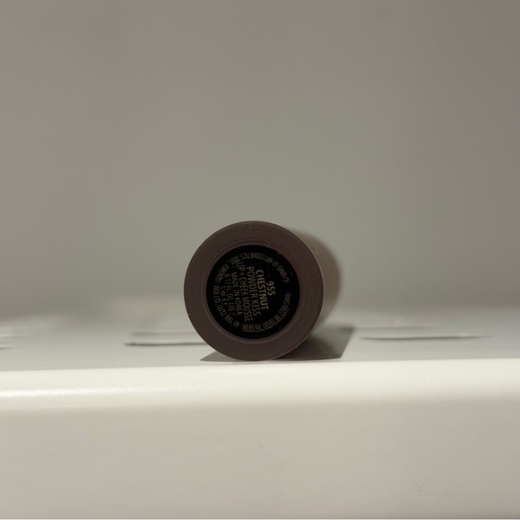 MAC POWDER KISS LIP + CHEEK MOUSSE - Chestnut - Picture 5 of 5